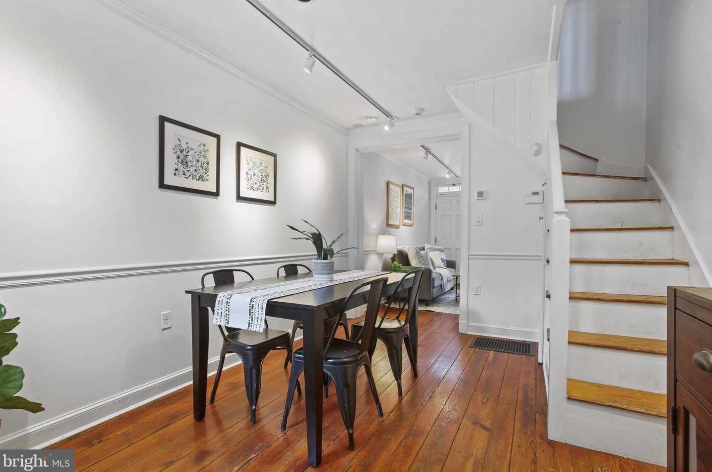 39 Henrietta St, Baltimore MD  21230-3936 exterior