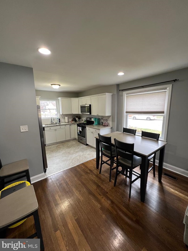 5001 Lasalle Ave, Baltimore MD  21206-4325 exterior