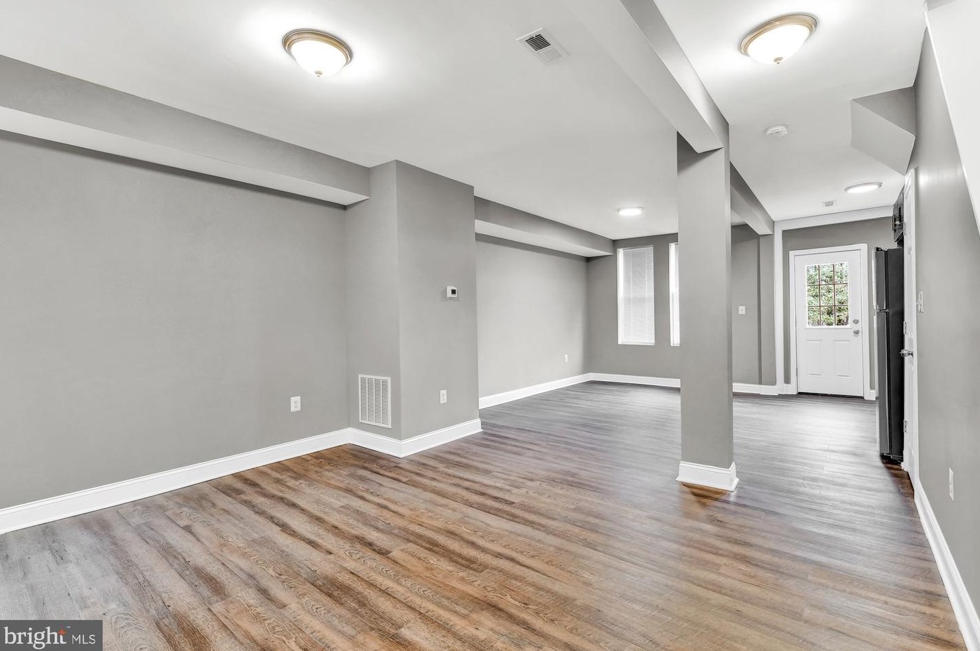 4642 Pall Mall Rd, Baltimore, MD 21215