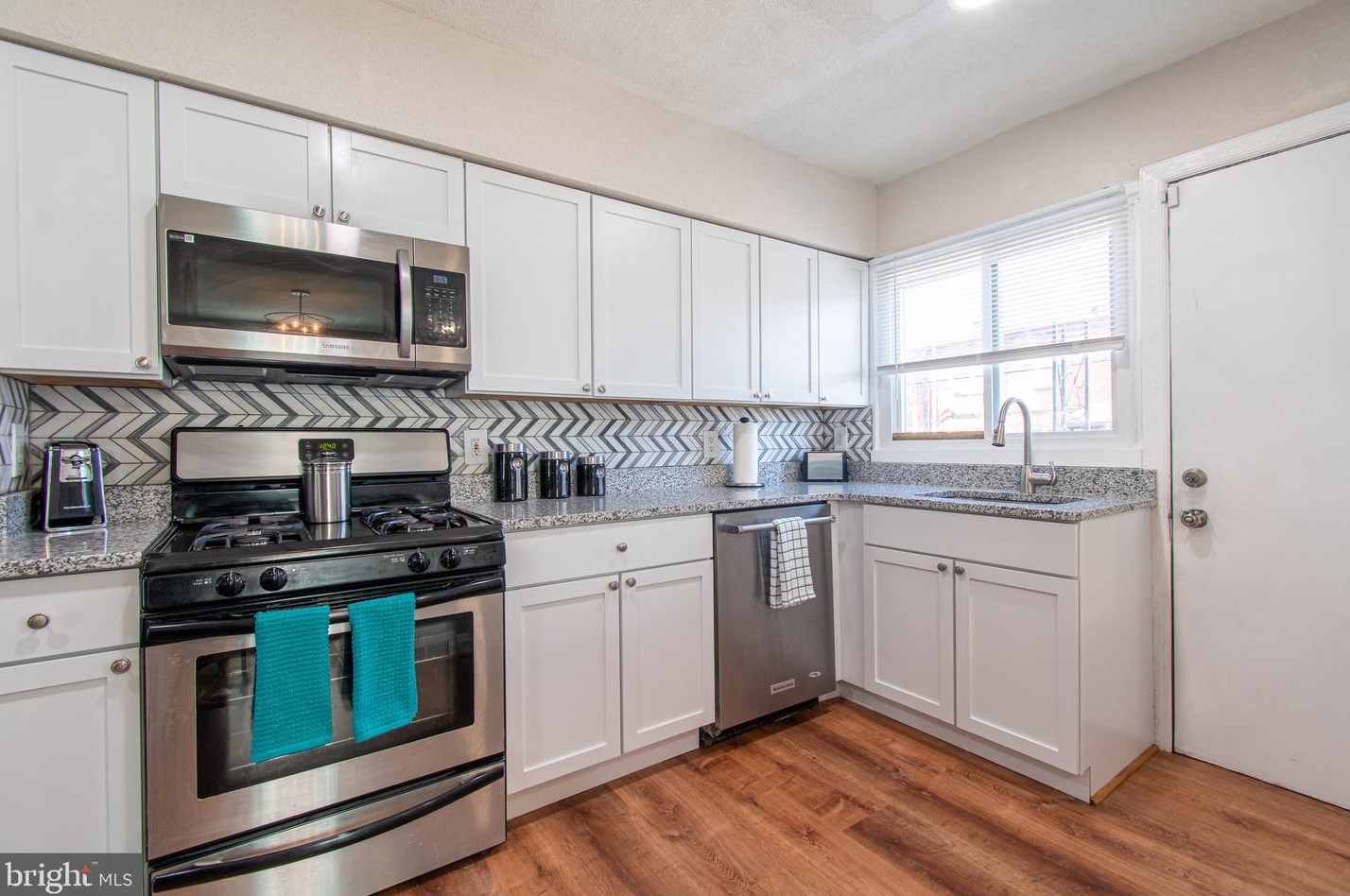 2217 Dukeland St, Baltimore MD  21216-2813 exterior