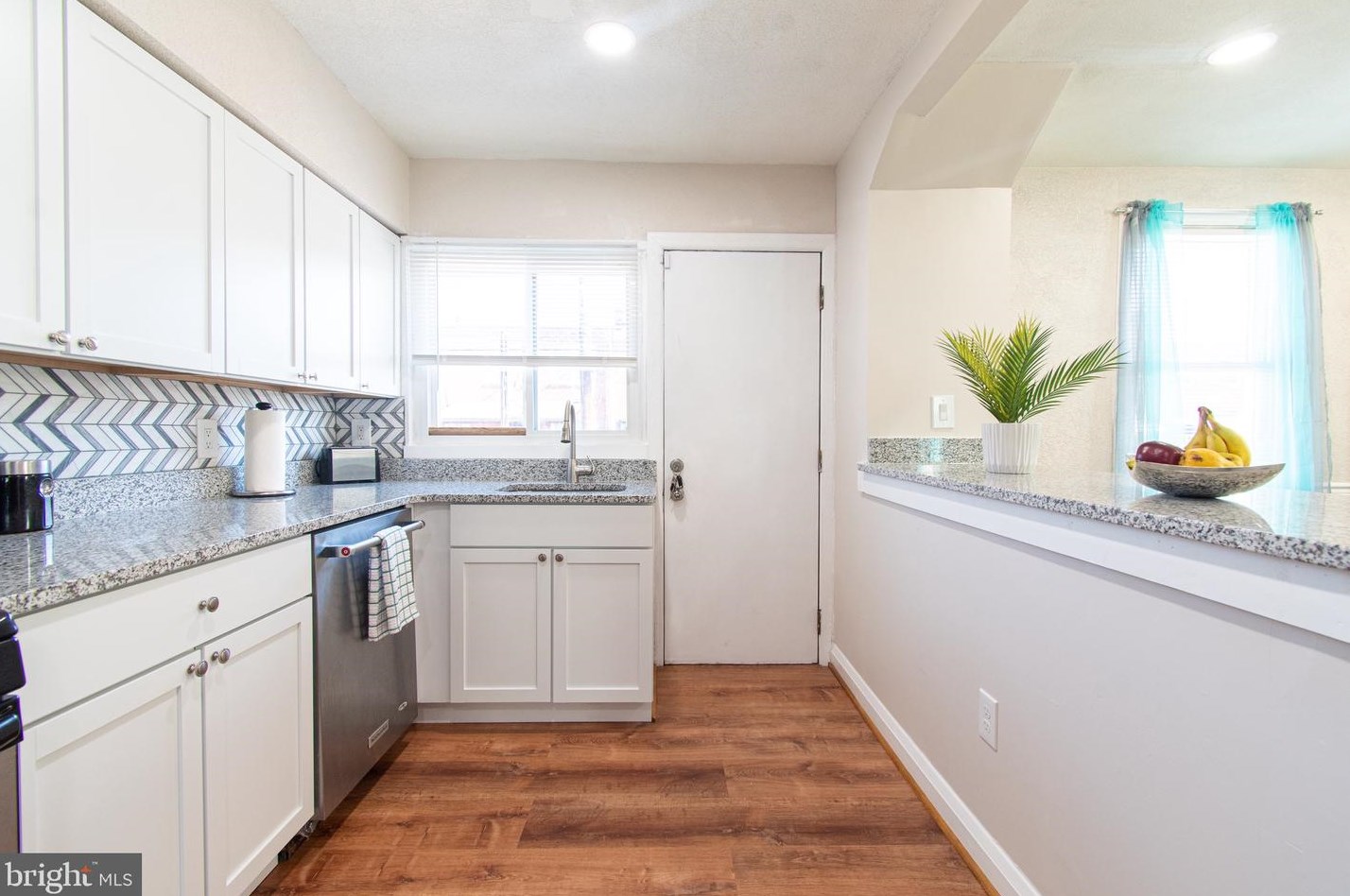 2217 Dukeland St, Baltimore MD  21216-2813 exterior