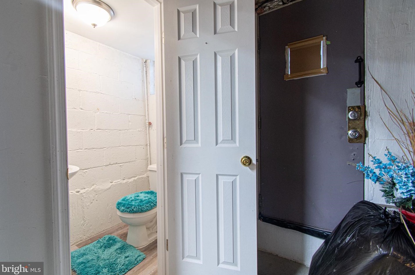 2217 Dukeland St, Baltimore MD  21216-2813 exterior