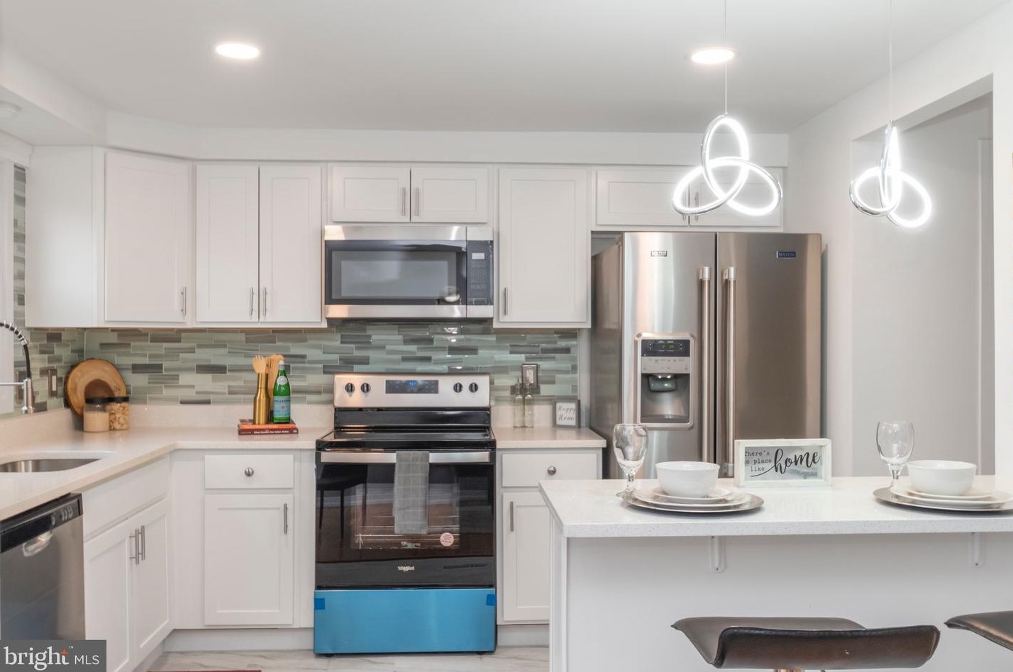 2647 Paca St, Baltimore MD 21201-1885 exterior