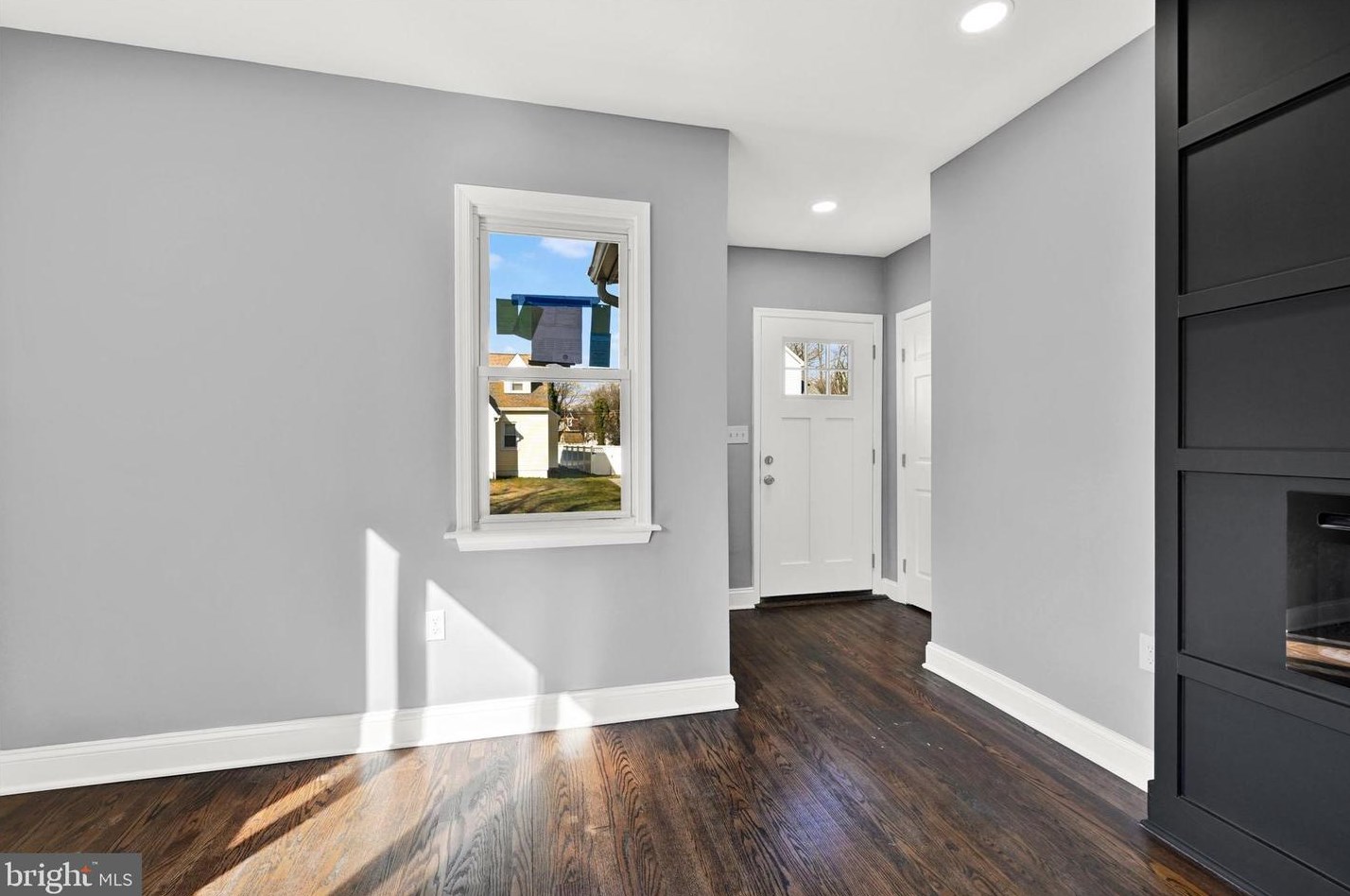 5905 Burgess Ave, Baltimore MD  21214-2004 exterior