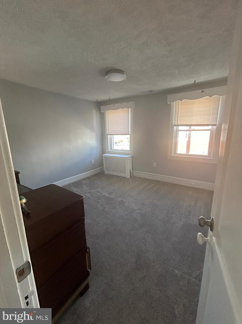 6719 Bessemer Ave, Baltimore MD  21222-1028 exterior