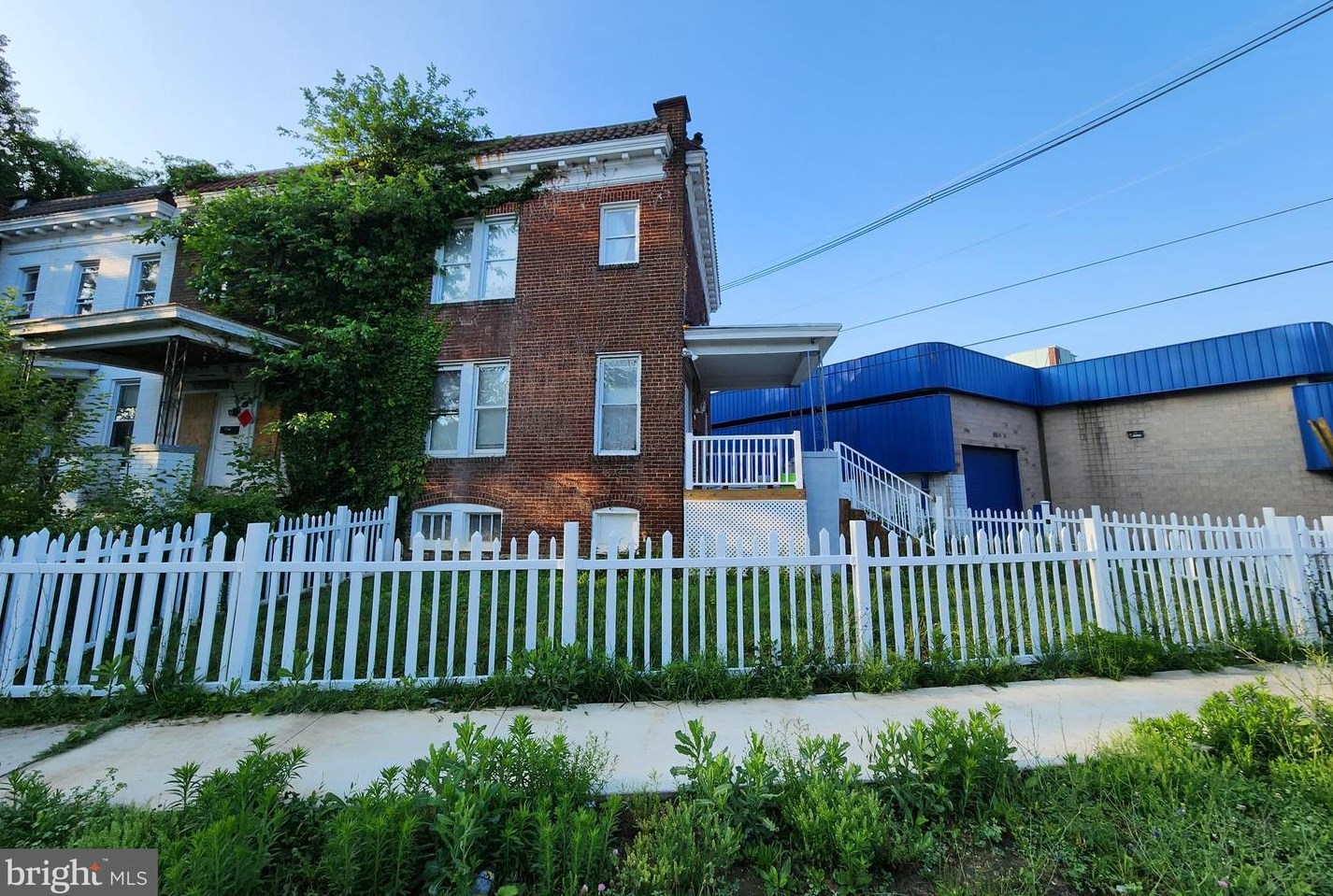 5032 Palmer Ave, Baltimore MD 21215-6008 exterior