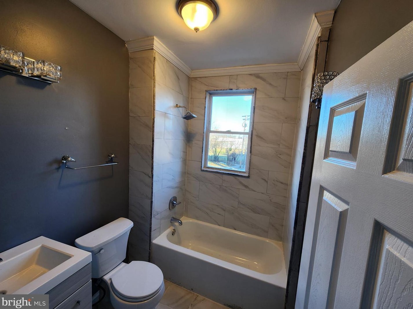 5032 Palmer Ave, Baltimore MD 21215-6008 exterior