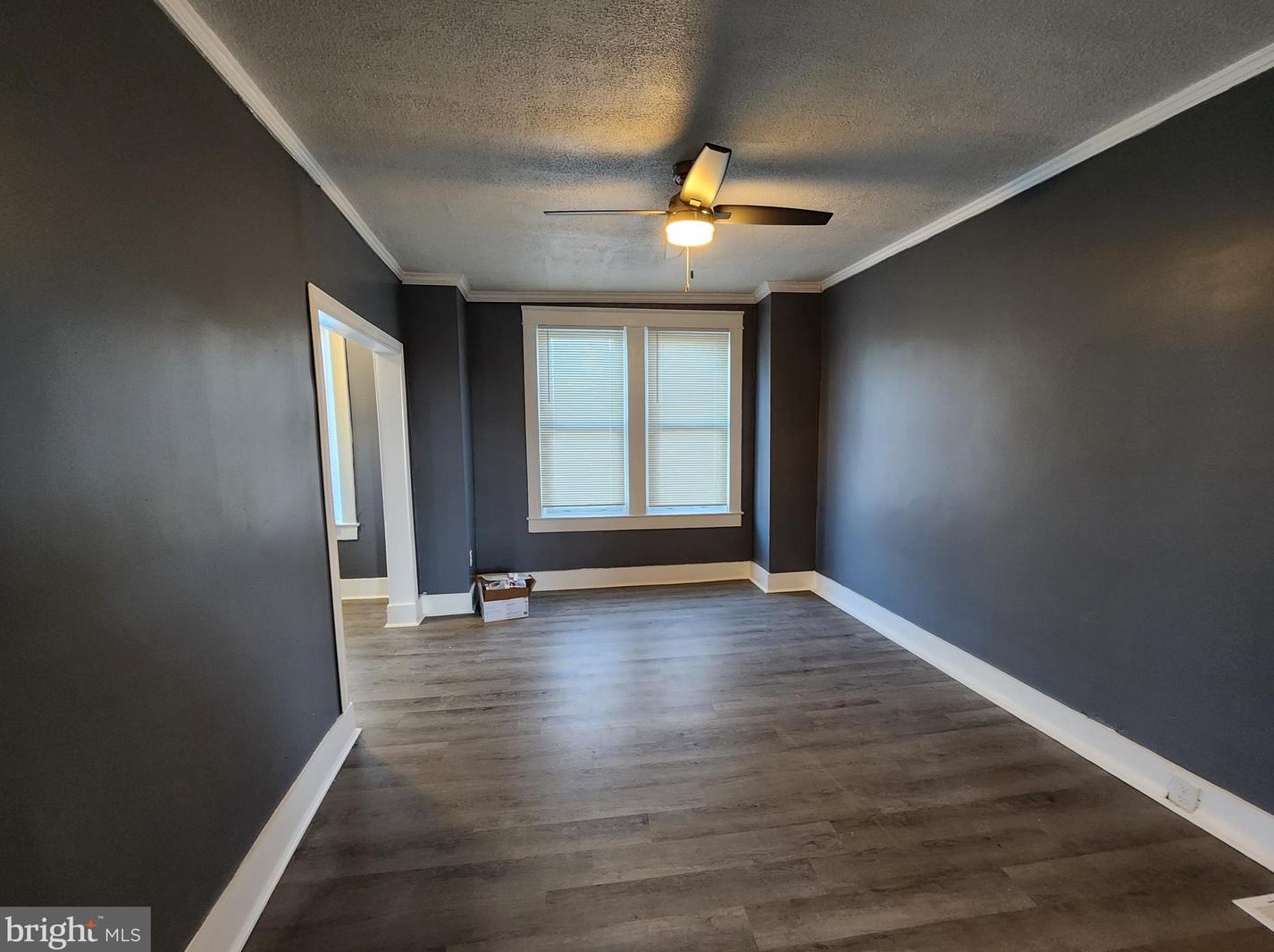 5032 Palmer Ave, Baltimore MD 21215-6008 exterior