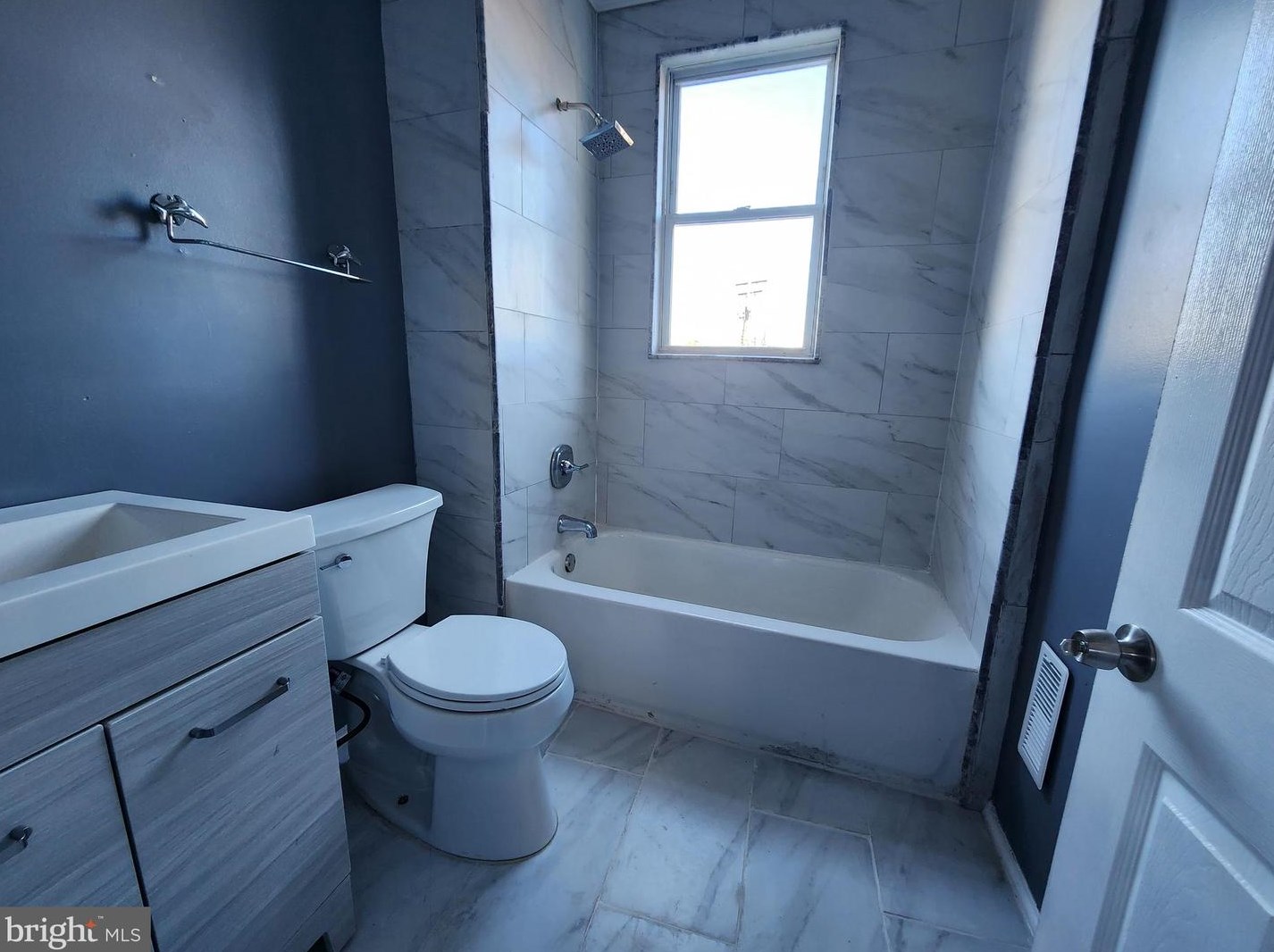 5032 Palmer Ave, Baltimore MD 21215-6008 exterior