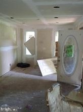 141 Kossuth St, Baltimore, MD 21229-3625