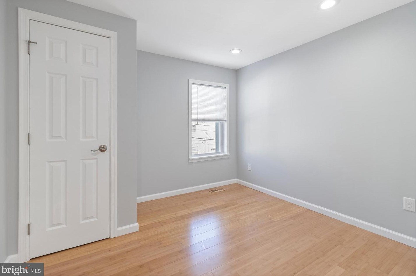 826 Woodward St, Baltimore MD 21230-2514 exterior