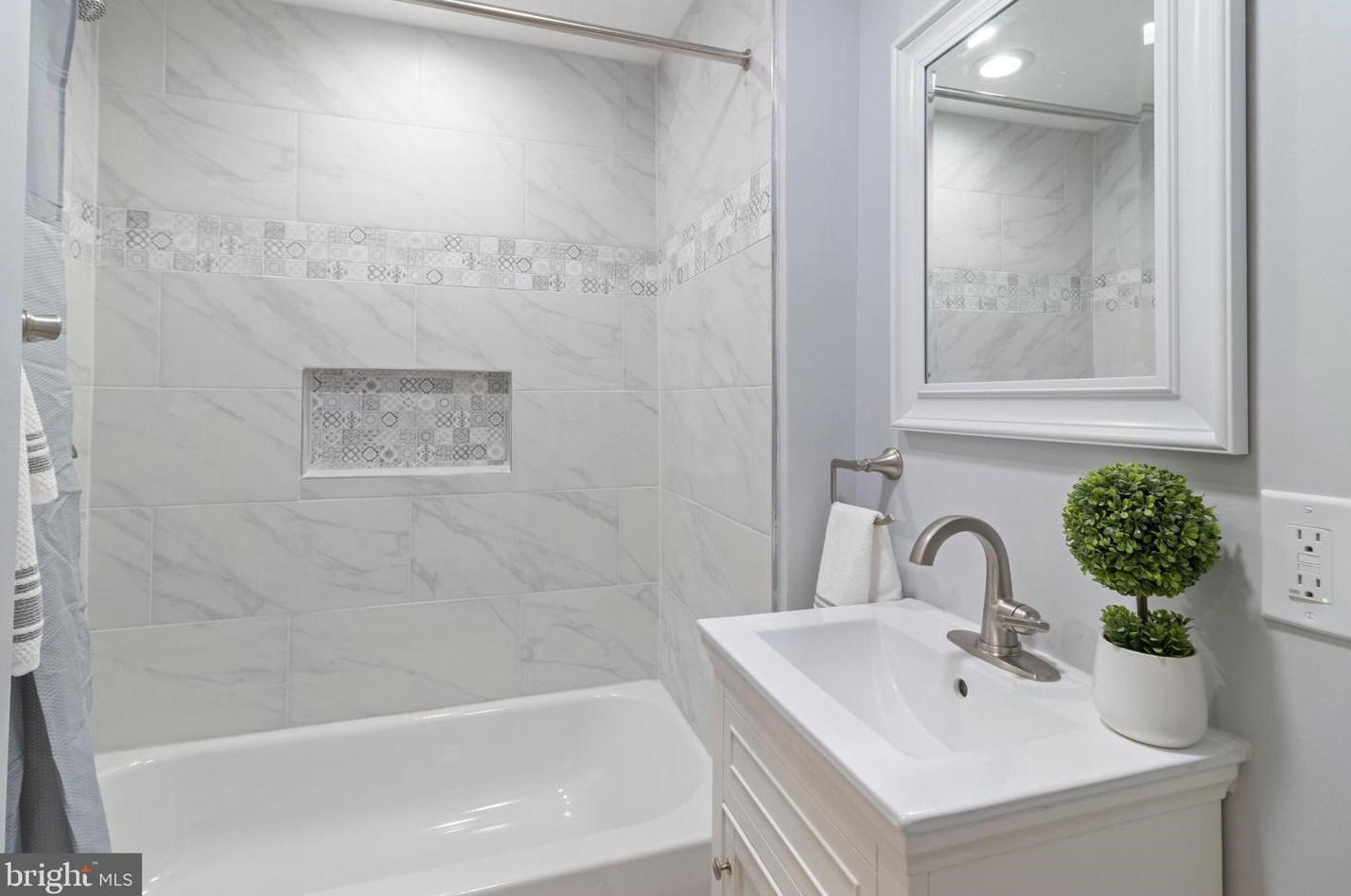 826 Woodward St, Baltimore MD 21230-2514 exterior