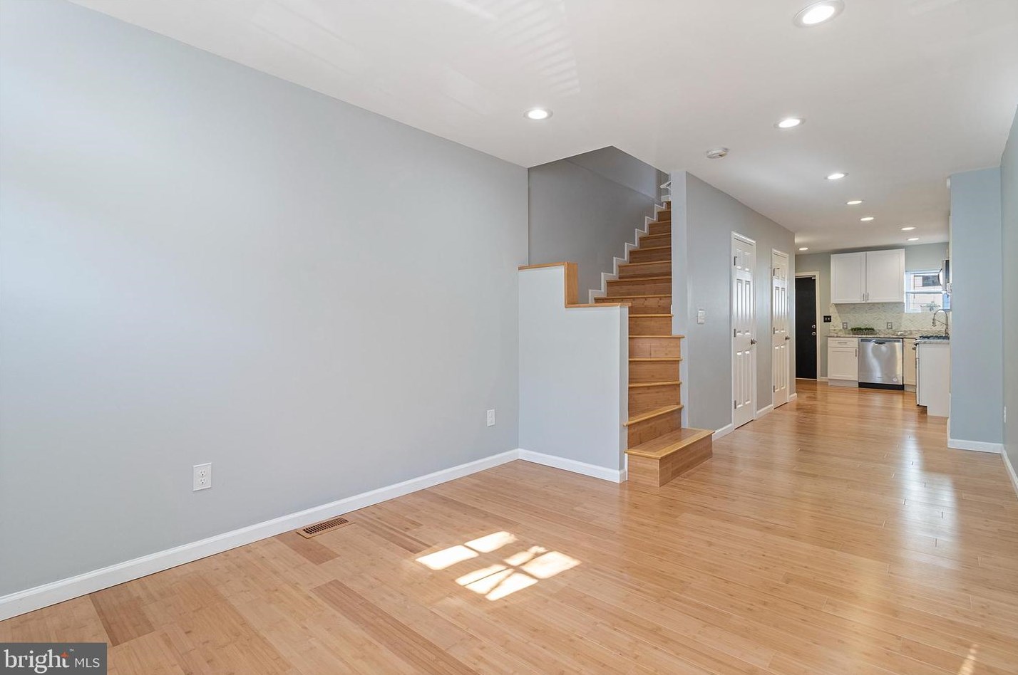 826 Woodward St, Baltimore MD 21230-2514 exterior