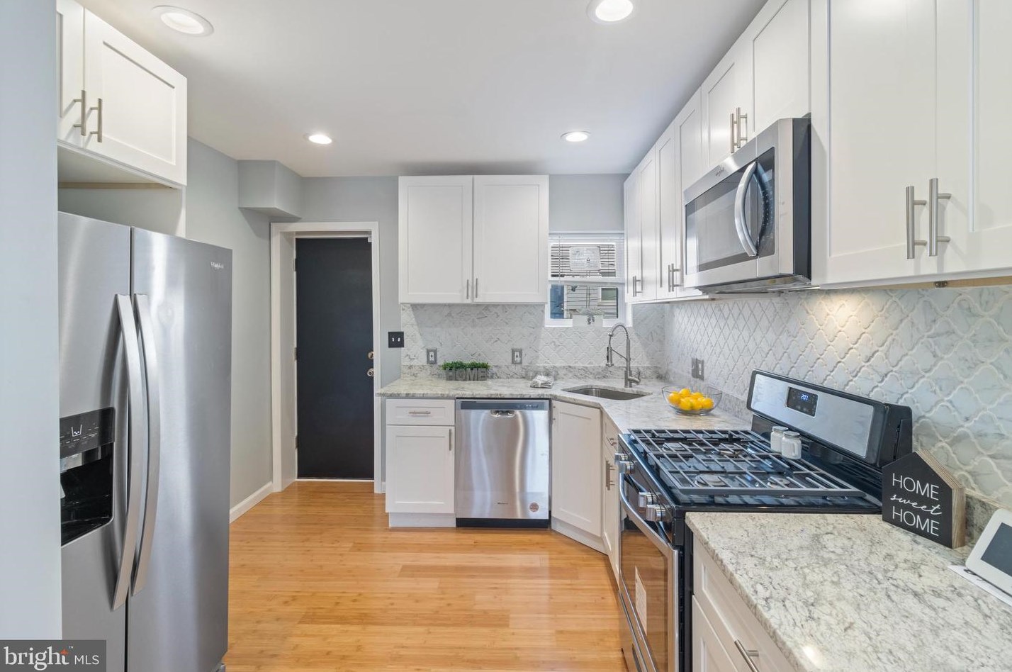 826 Woodward St, Baltimore MD 21230-2514 exterior