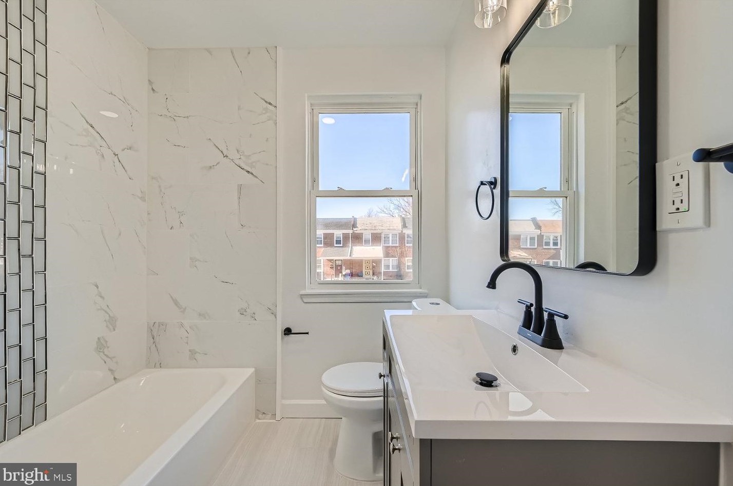 3613 Beehler Ave, Baltimore MD 21215-5904 exterior