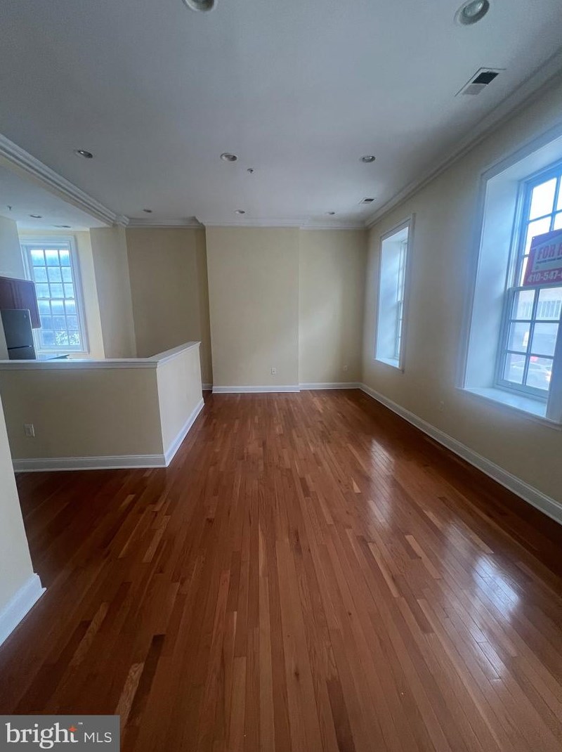 110 Eutaw St, Baltimore, MD 21201-1707