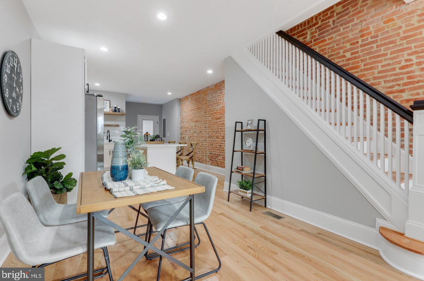 814 Dean St, Baltimore, MD 21224-4313