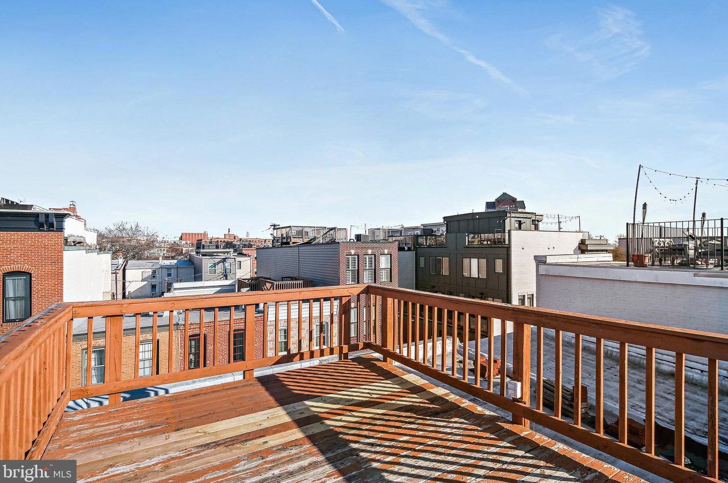 1106 Decker Ave, Baltimore MD 21224-4902 exterior