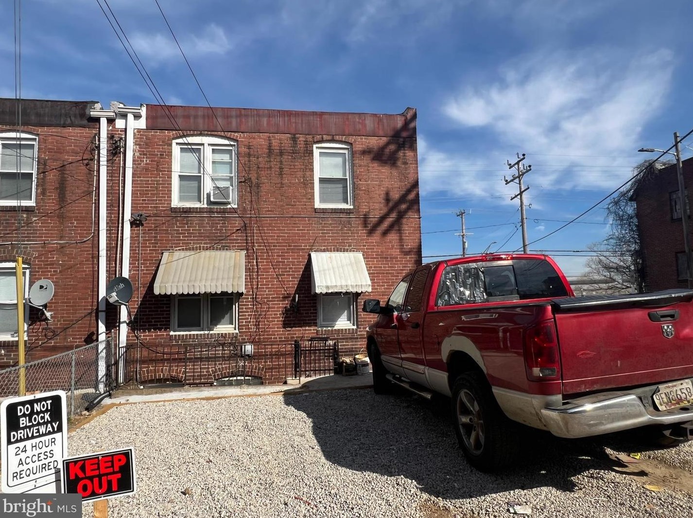 1049 Patapsco Ave, Baltimore, MD 21225-2251