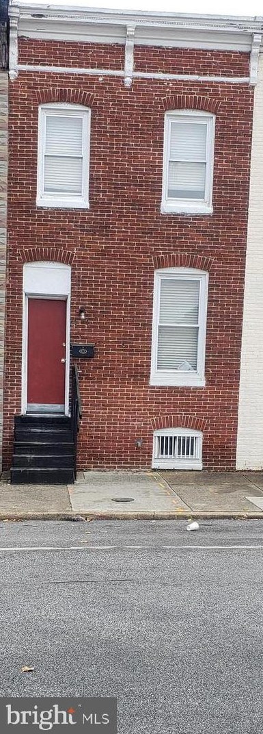 3817 Hanover St, Baltimore MD  21225-1708 exterior