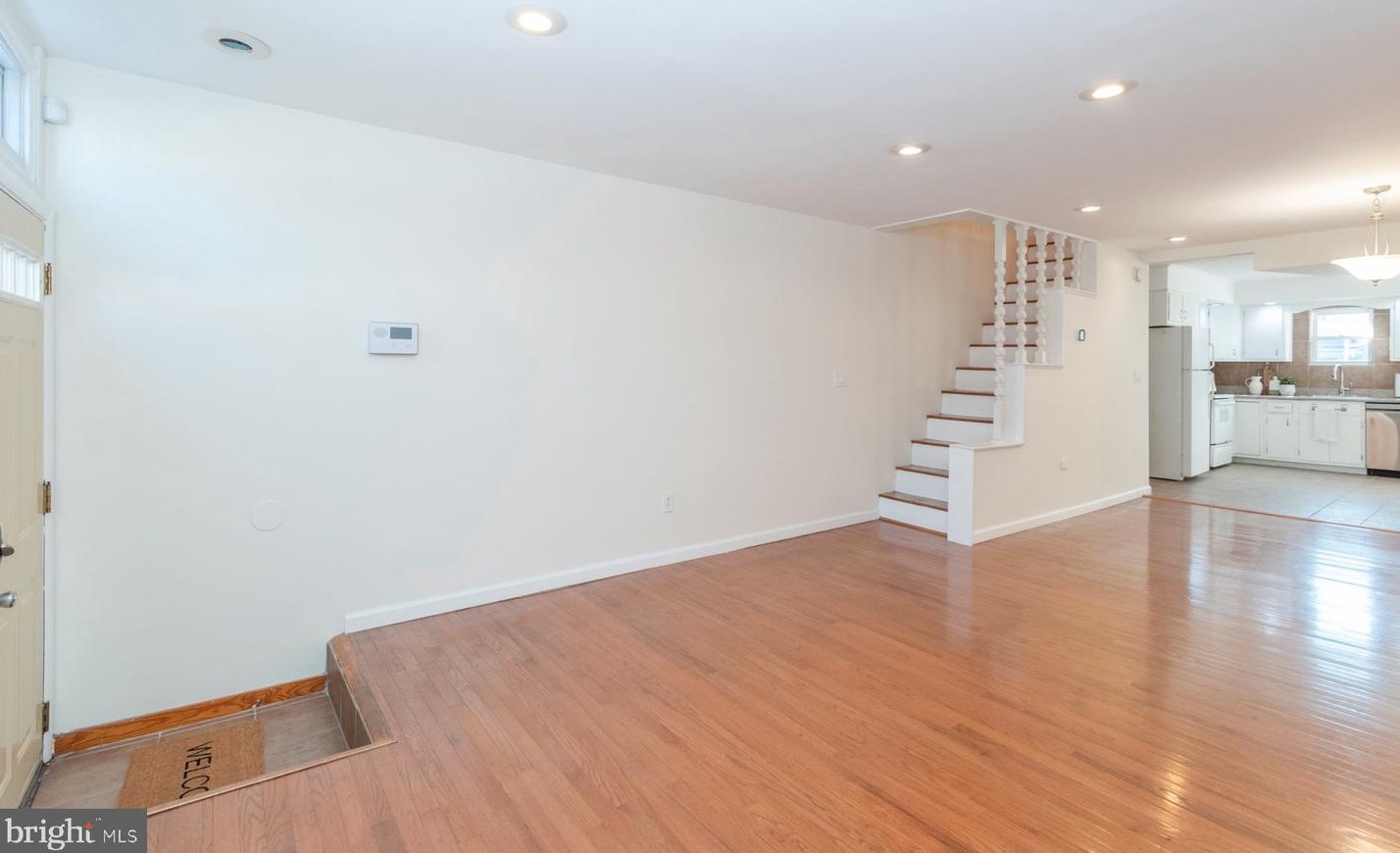 132 Rochester Pl, Baltimore, MD 21224-2258