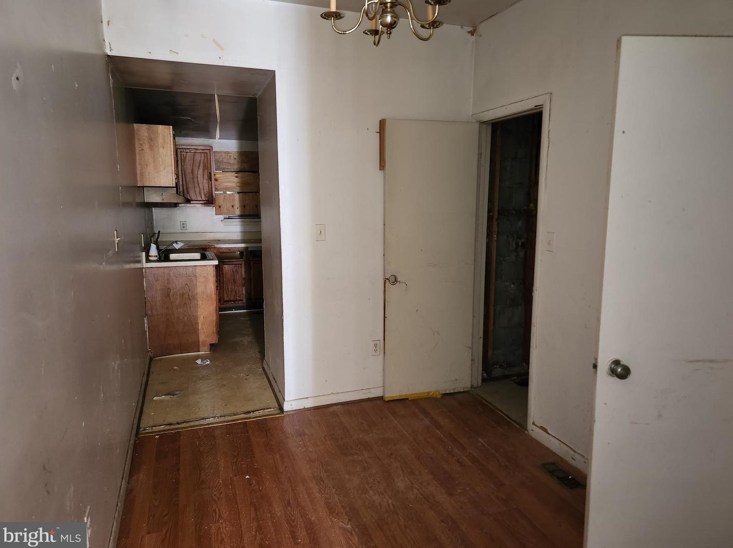 1531 Argyle Ave, Baltimore MD  21217-2902 exterior