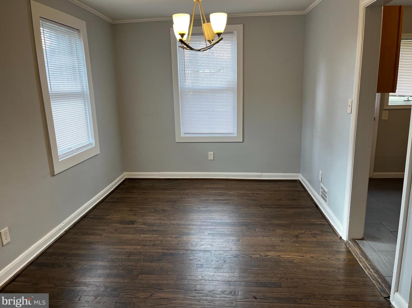 5004 Sunset Rd, Baltimore MD  21215-5329 exterior