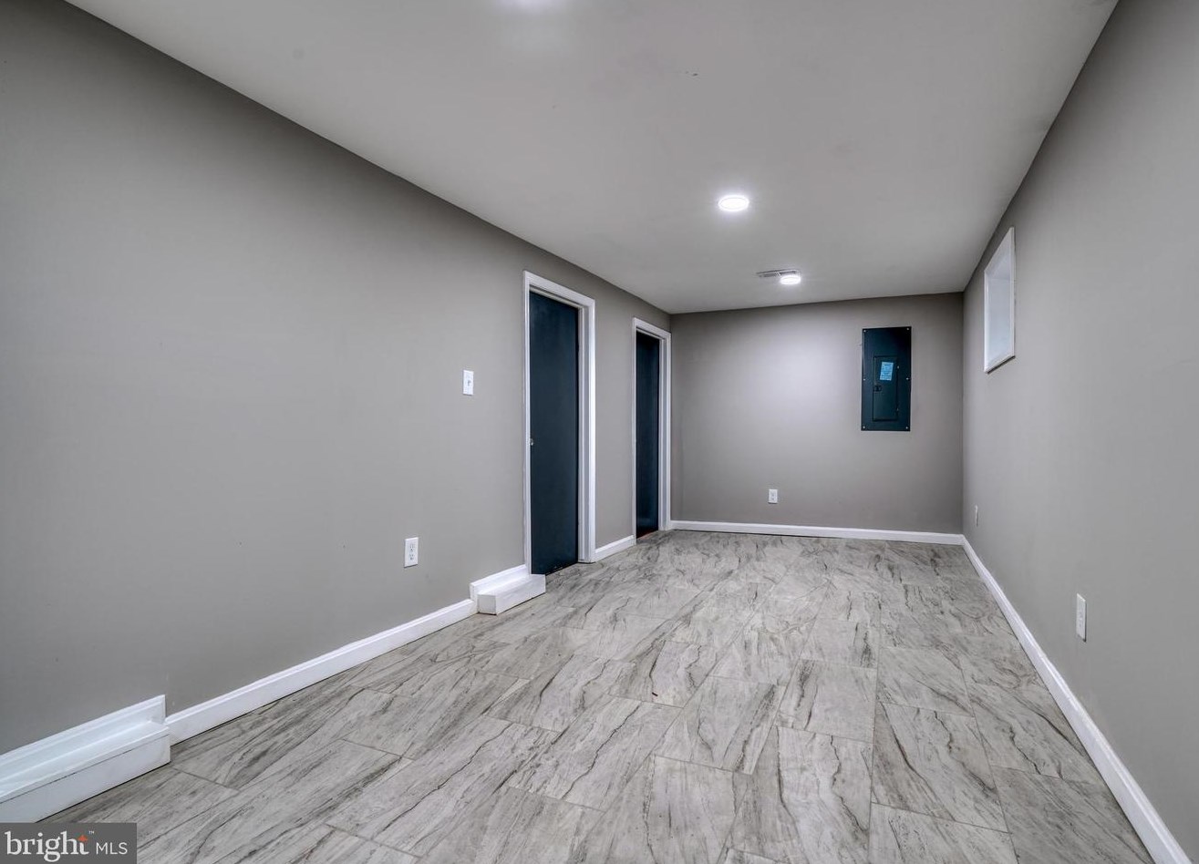 5920 Marluth Ave, Baltimore MD  21206-2718 exterior