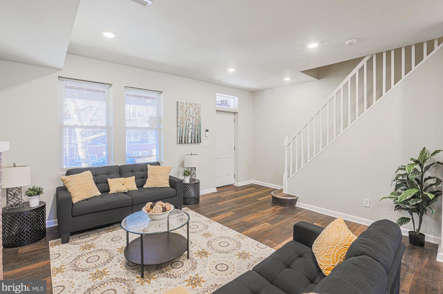 3220 Ramona Ave, Baltimore, MD 21213-1755