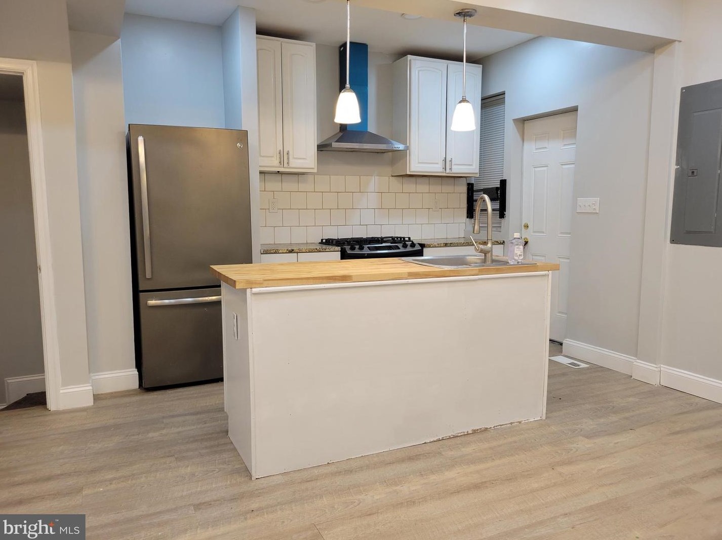 5225 Linden Heights Ave, Baltimore MD  21215-5015 exterior