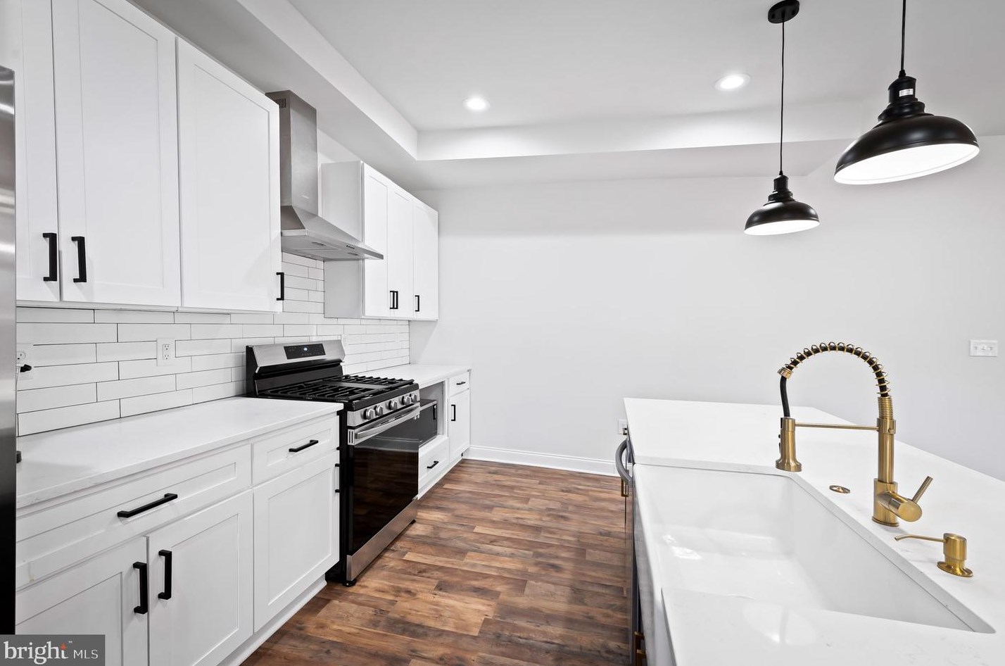 2801 Grindon Ave, Baltimore MD  21214-2815 exterior