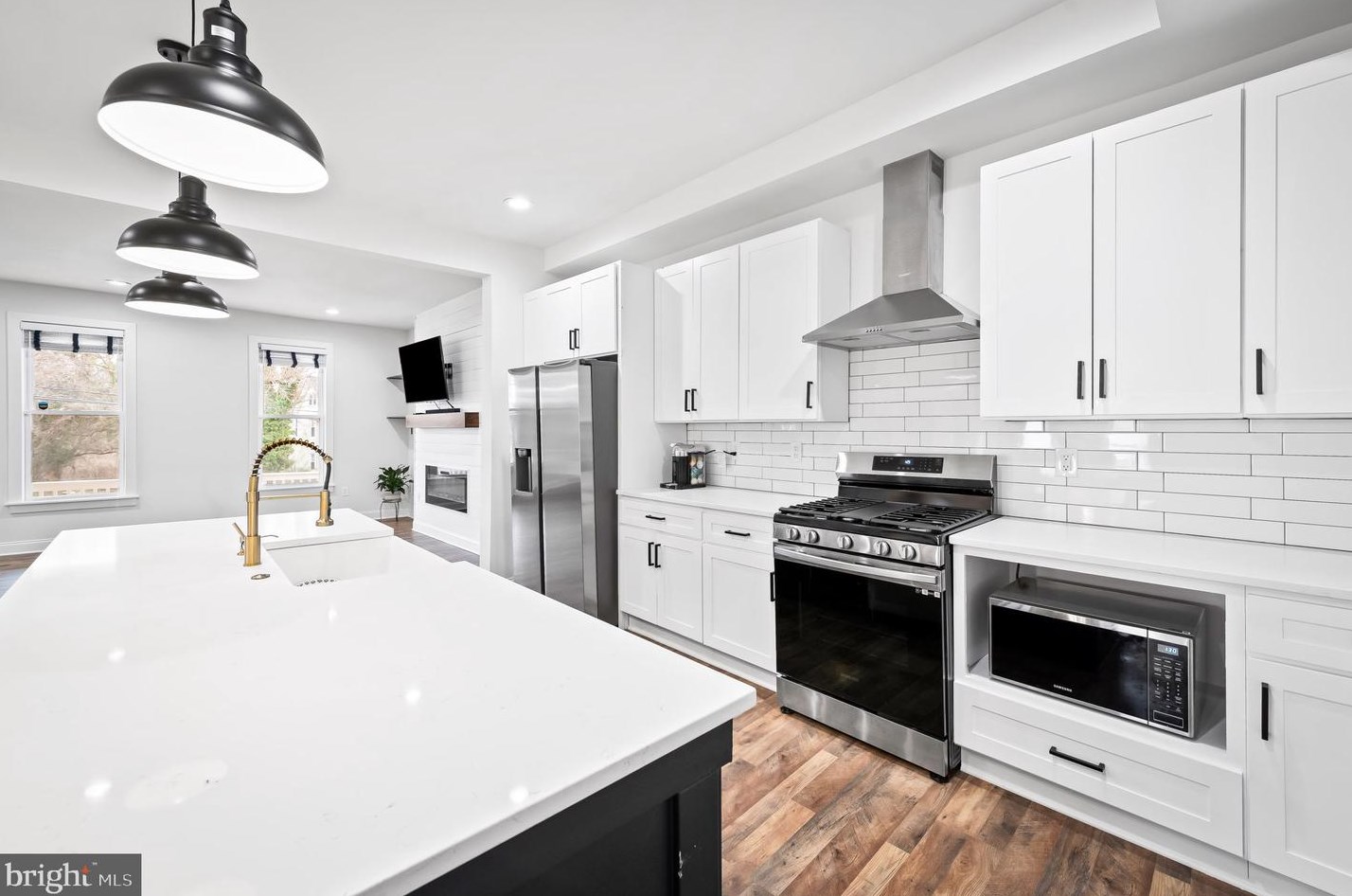 2801 Grindon Ave, Baltimore MD  21214-2815 exterior