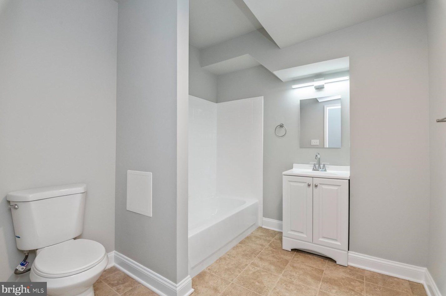 221 Castle St, Baltimore MD  21231-2602 exterior