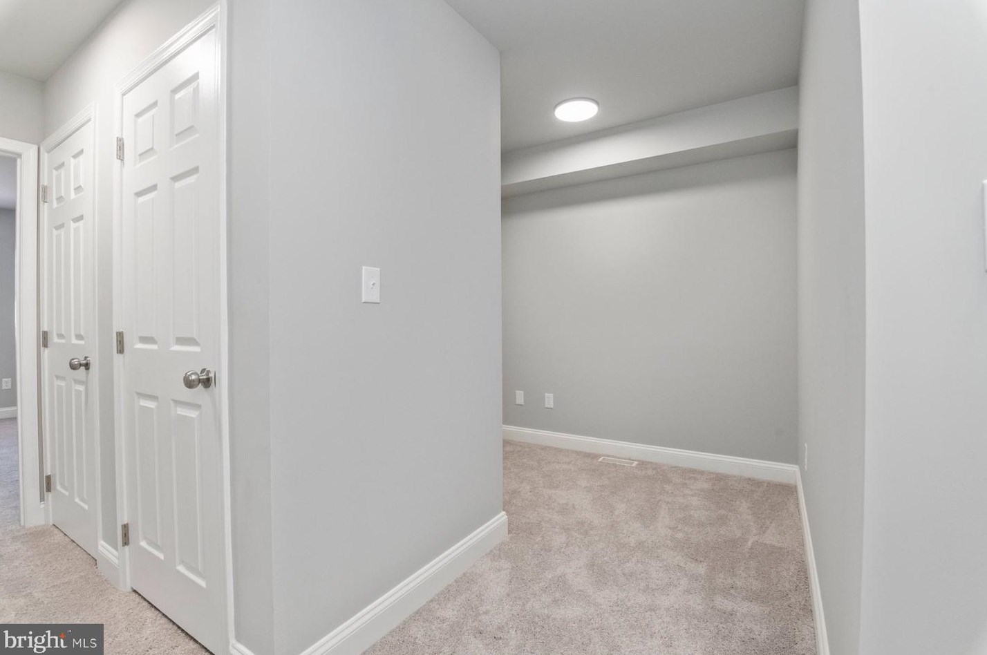 221 Castle St, Baltimore MD  21231-2602 exterior