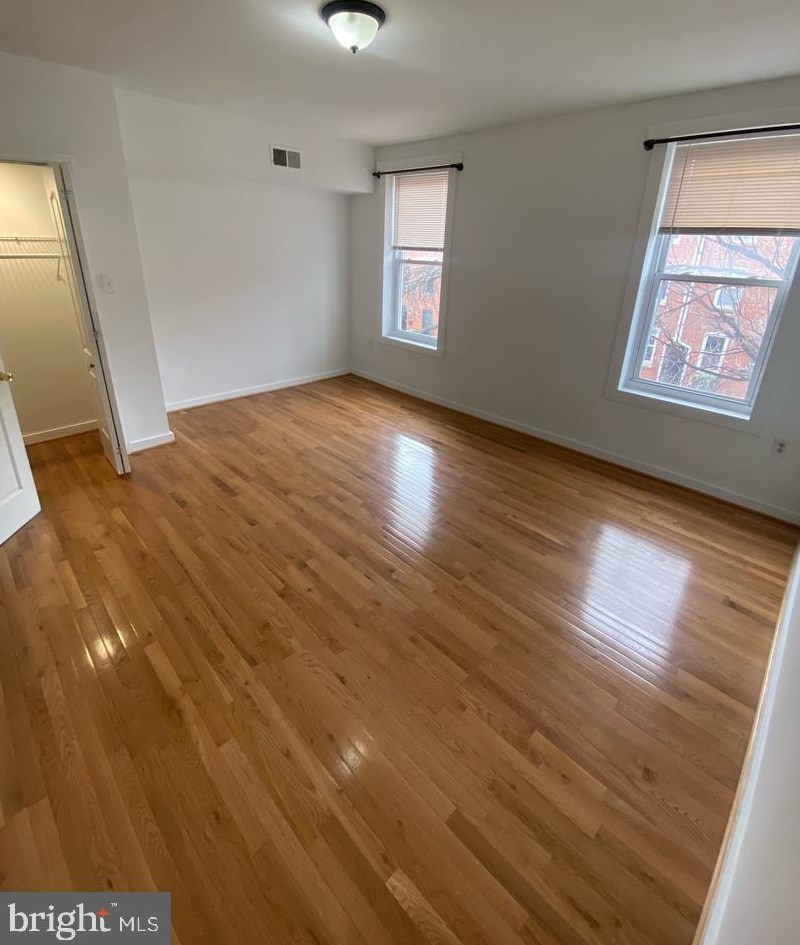 111 Wolfe St, Baltimore MD  21231-1915 exterior