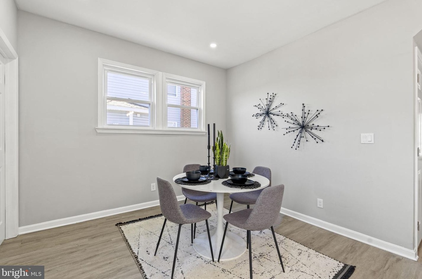 2733 Cylburn Ave, Baltimore MD  21215-5319 exterior