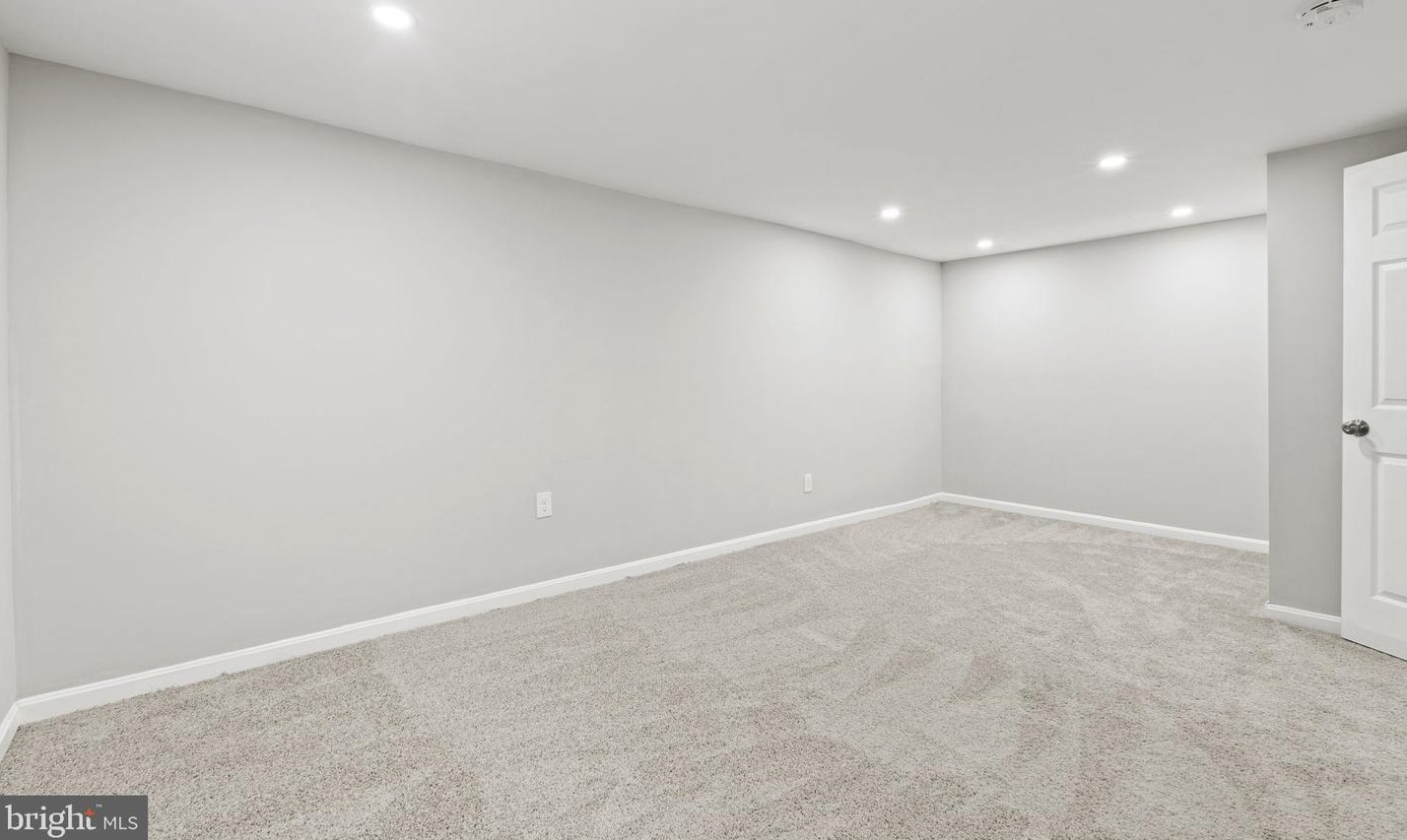 2733 Cylburn Ave, Baltimore MD  21215-5319 exterior