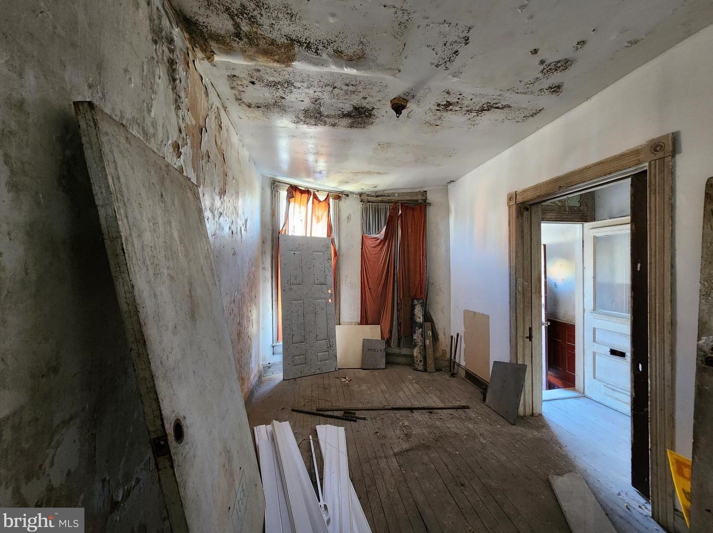 1727 Westwood Ave, Baltimore MD 21217-1145 exterior