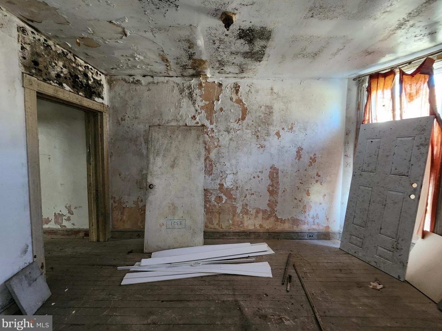 1727 Westwood Ave, Baltimore MD 21217-1145 exterior