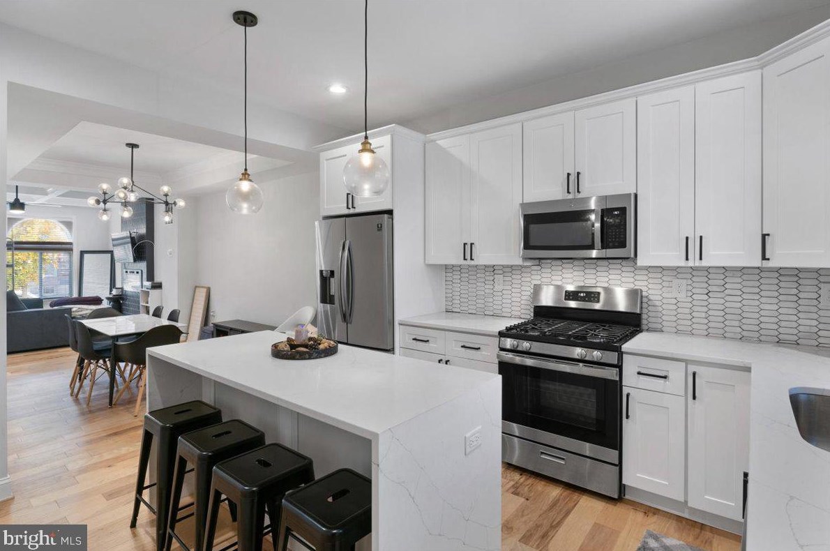 2312 Ashland Ave, Baltimore MD  21205-1644 exterior