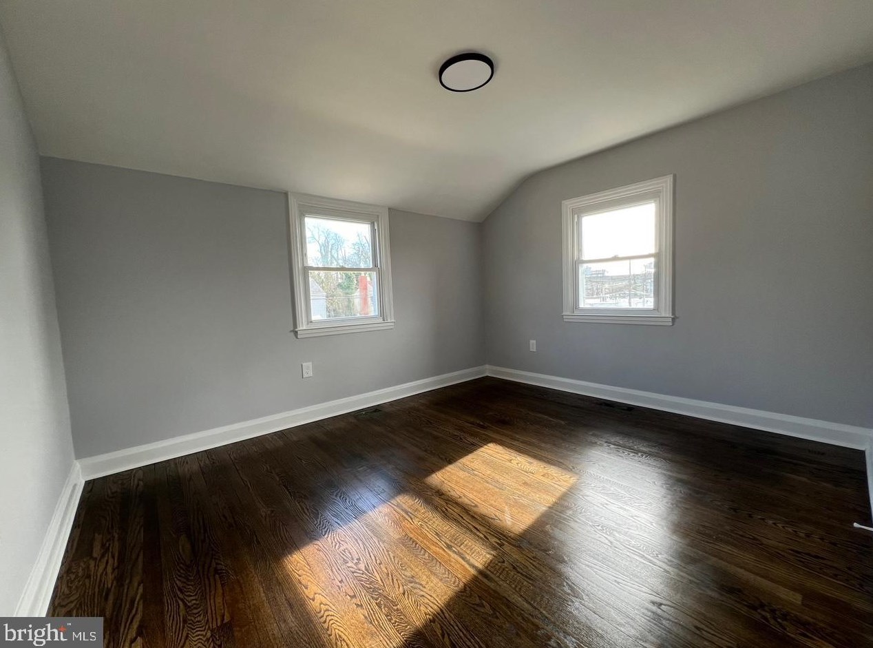 4216 Kenshaw Ave, Baltimore MD  21215-2211 exterior