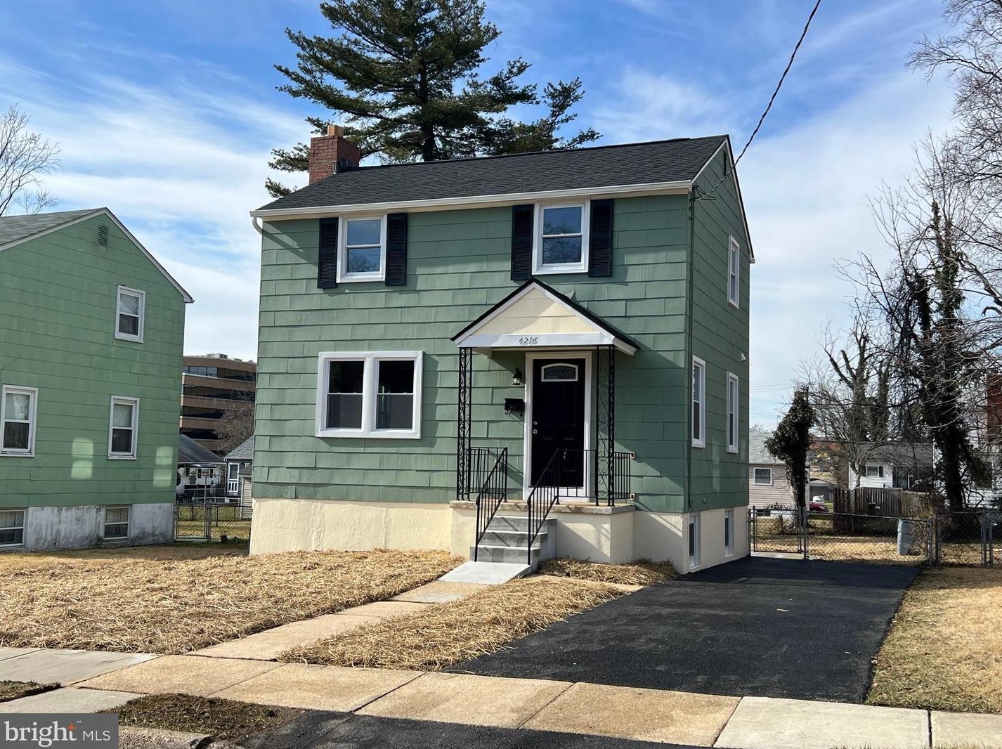 4216 Kenshaw Ave, Baltimore MD  21215-2211 exterior