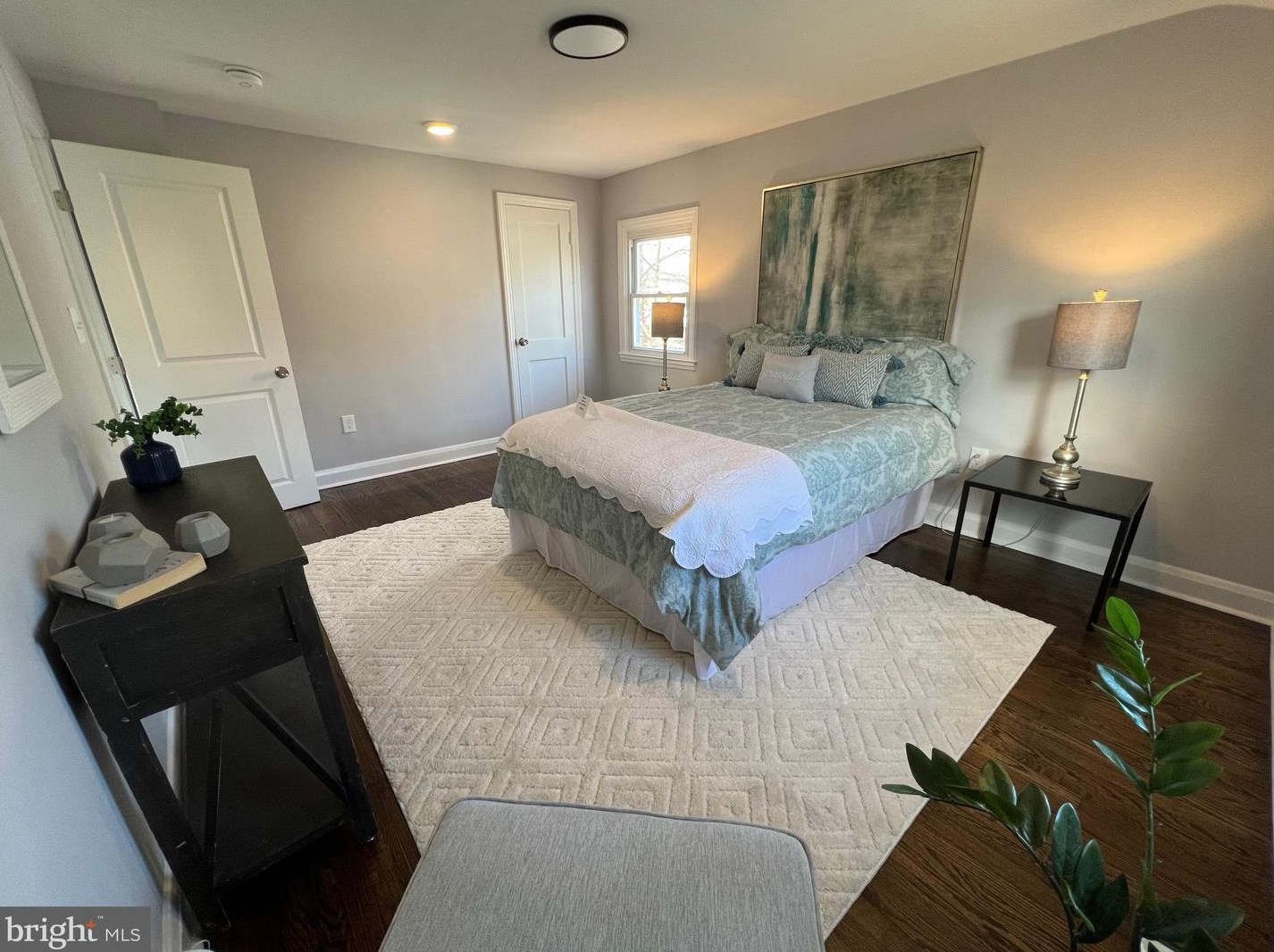 4216 Kenshaw Ave, Baltimore MD  21215-2211 exterior