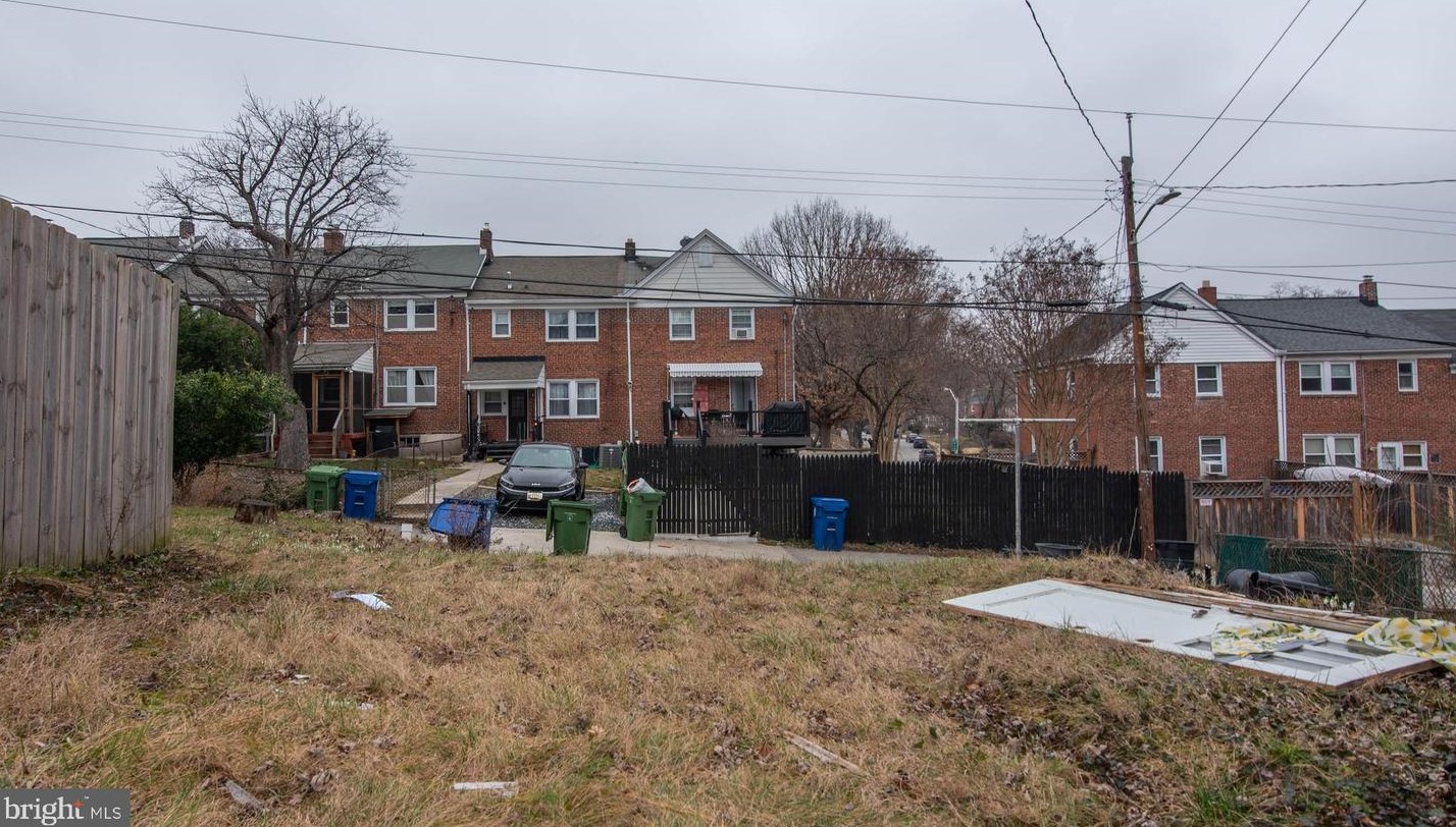 1006 Dartmouth Rd, Baltimore MD  21212-3227 exterior