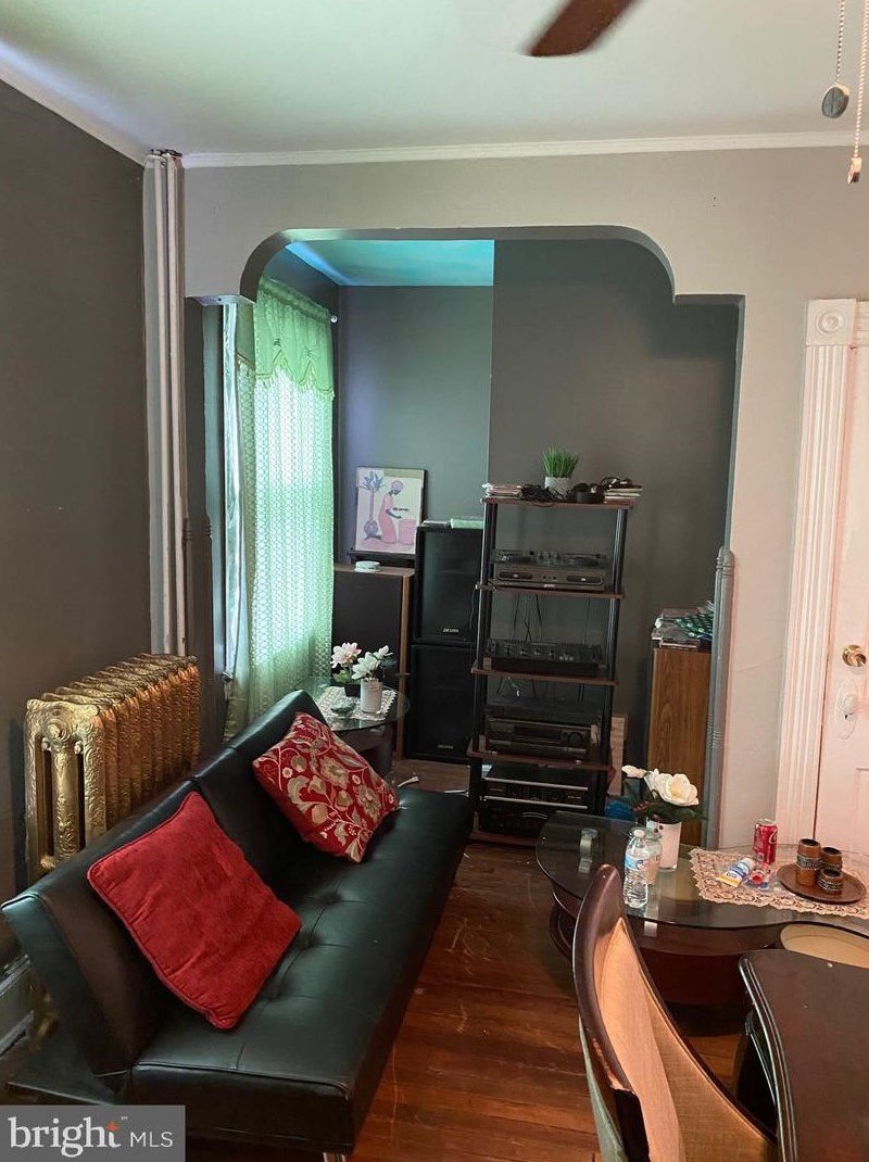 4008 Groveland Ave, Baltimore MD  21215-5668 exterior