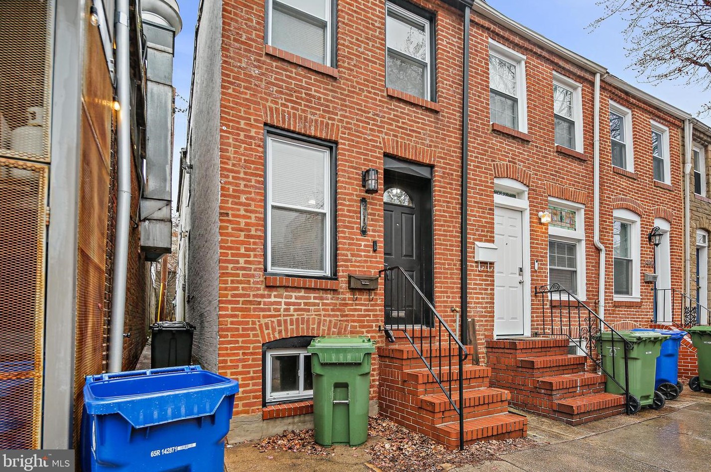 2402 Foster Ave, Baltimore MD  21224-3632 exterior
