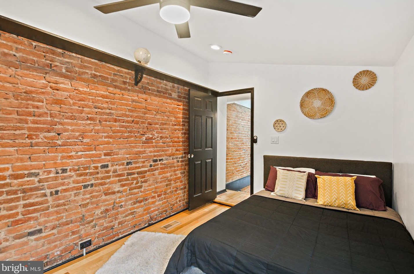 2402 Foster Ave, Baltimore MD  21224-3632 exterior
