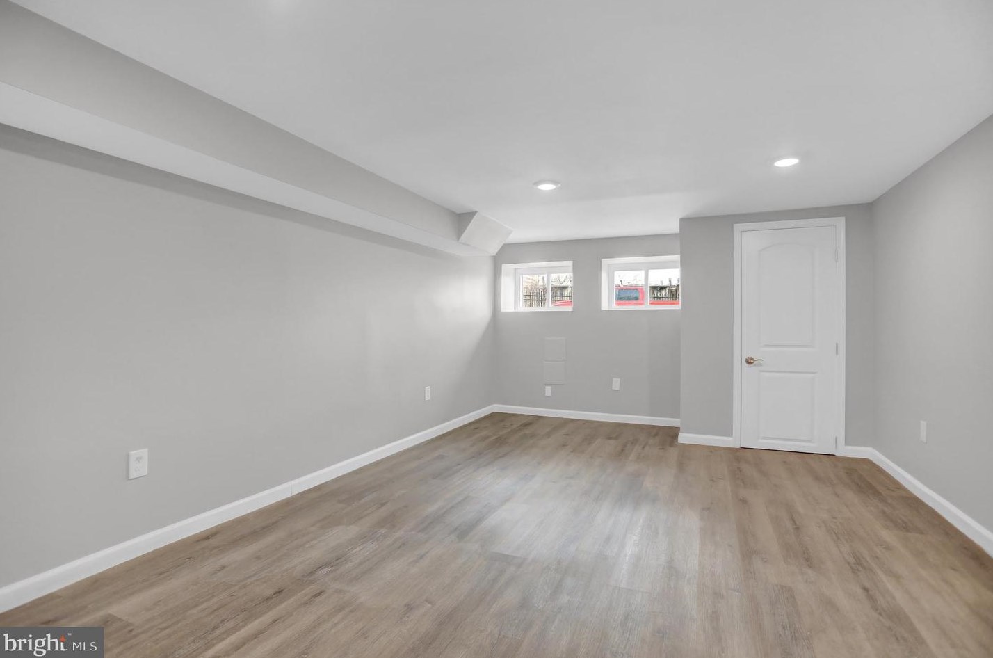 2406 Calvert St, Baltimore MD  21218-5203 exterior