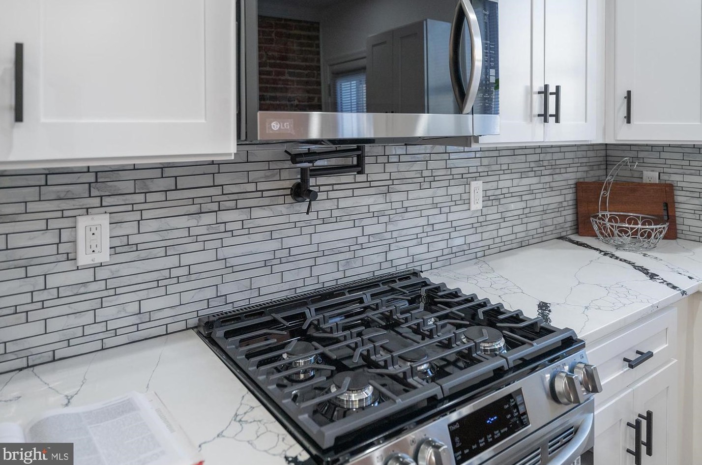229 Robinson St, Baltimore MD  21224-2215 exterior