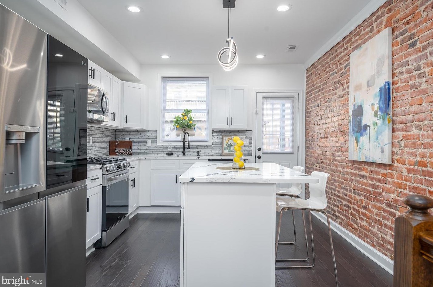 229 Robinson St, Baltimore MD  21224-2215 exterior